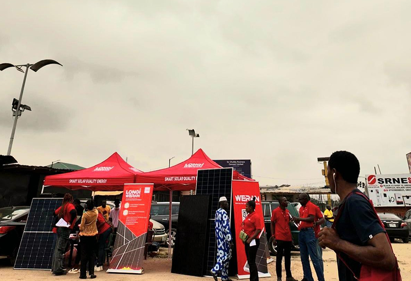 การเปิดใช้งานตลาดสนามกีฬาสุดล้ำของ WERAN Solar ในเมืองลากอส ประเทศไนจีเรีย